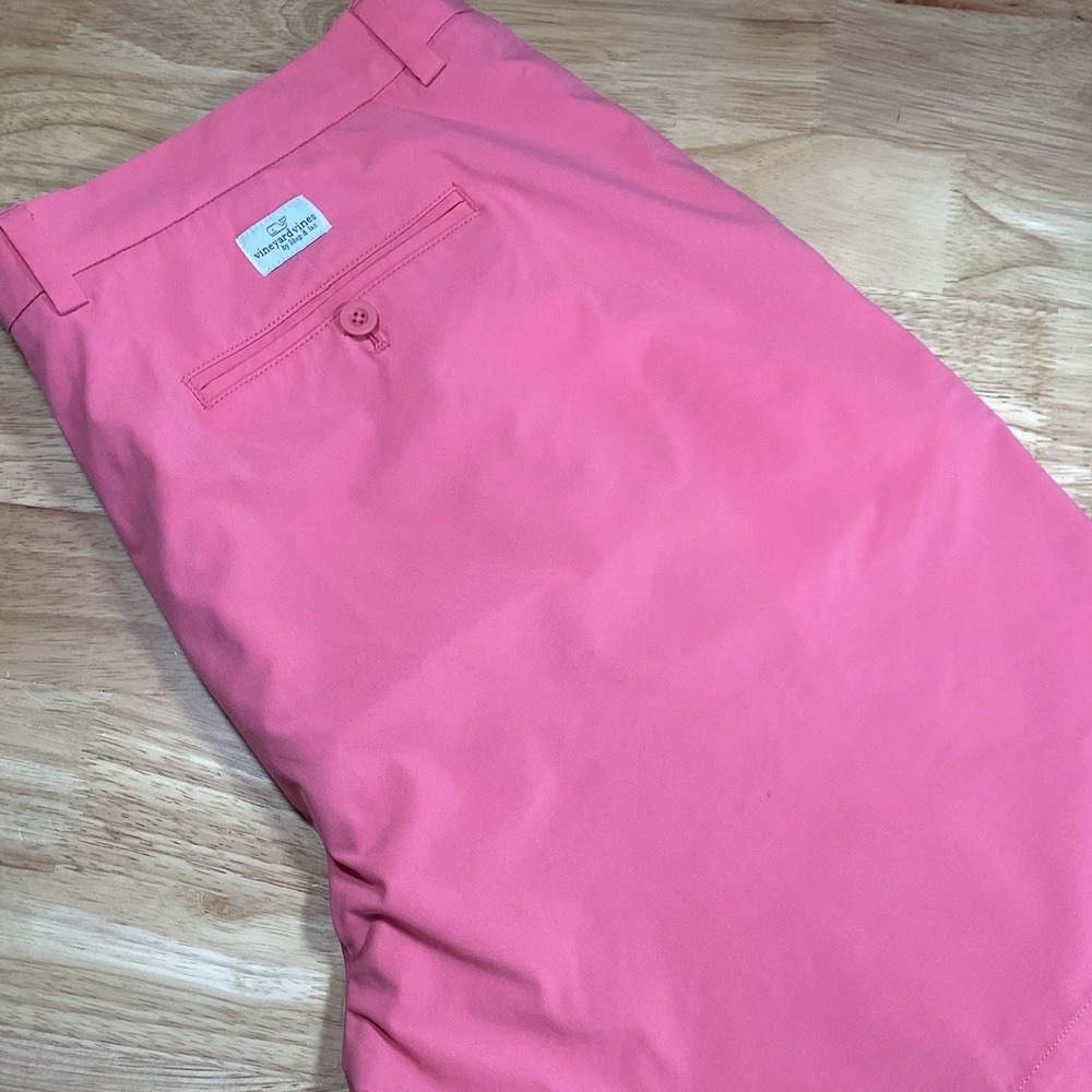 Vineyard Vines Shorts Mens 38 Salmon Flat Front Chino Lightweight- FLAWS‎